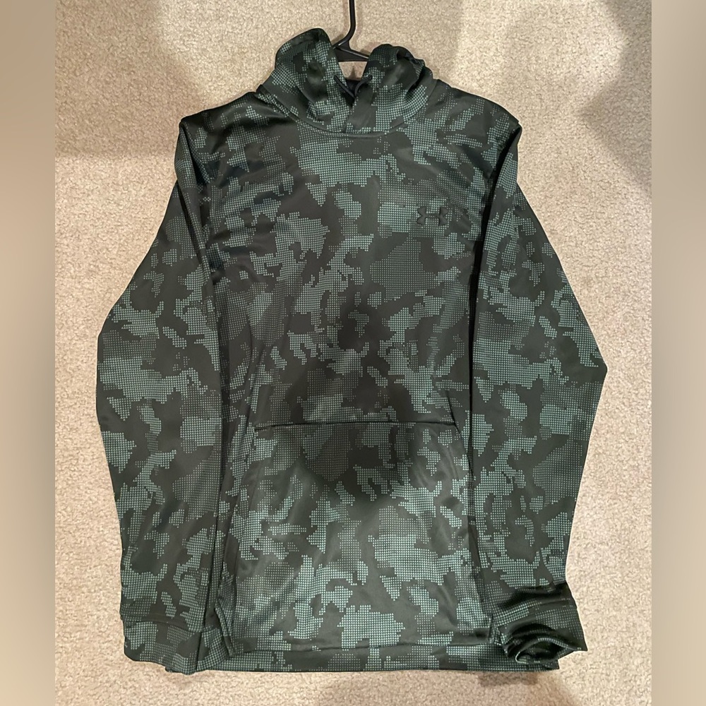 Under Armour digital camo hoodie - Size M